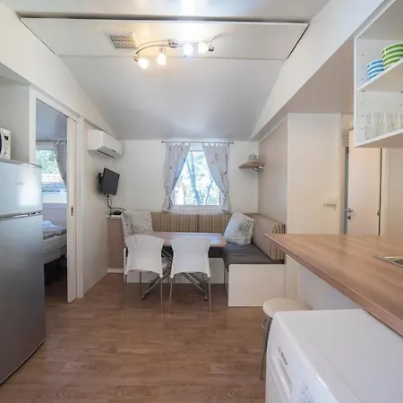 Mobile Cube - 3 Bedrooms, Terrace, Near Biograd Na Moru