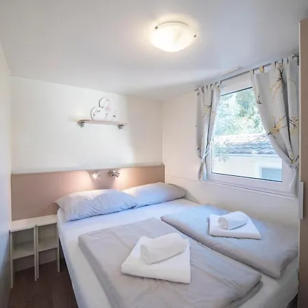 Mobile Cube - 3 Bedrooms, Terrace, Near Campeggio *