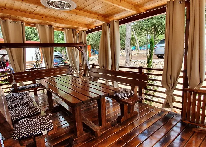 Camping Mobile Home Cube - 3 Bedrooms, Terrace, Near Beach *