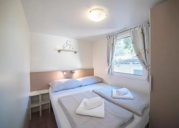 Mobile Cube - Peaceful Family Retreat Кемпинг *