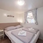 Mobile Cube - 3 Bedrooms, Terrace, Near Biograd Na Moru