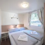Mobile Cube - 3 Bedrooms, Terrace, Near Camping *